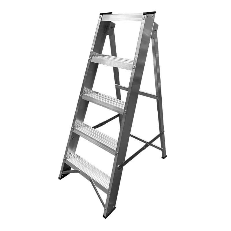Titan EN131 5-Tread Aluminium Builders Step Ladder